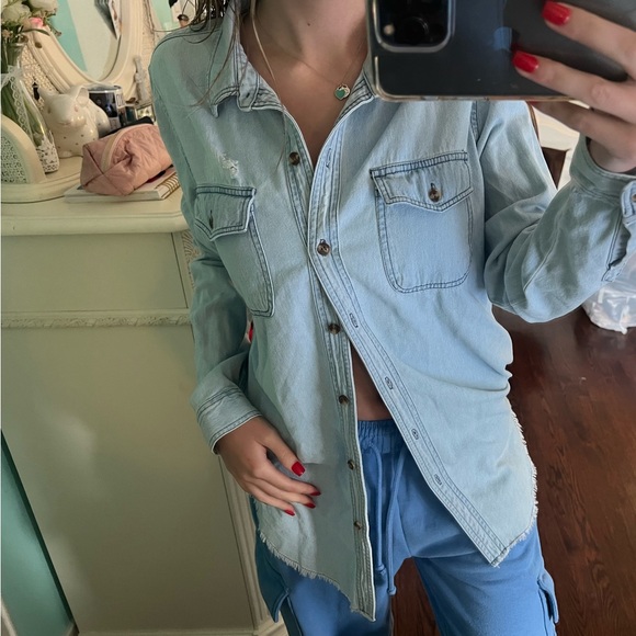 Honey punch button down - Picture 1 of 4